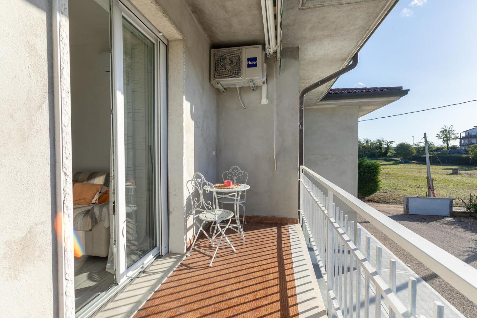 Blu Sky Garda Apartman Castelnuovo del Garda Kültér fotó
